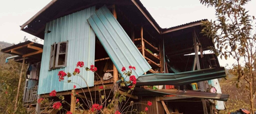 Falam Khuapi gei Sunthla khua SAC in Vanleng tawh Bomb khia, inn 5 kisia