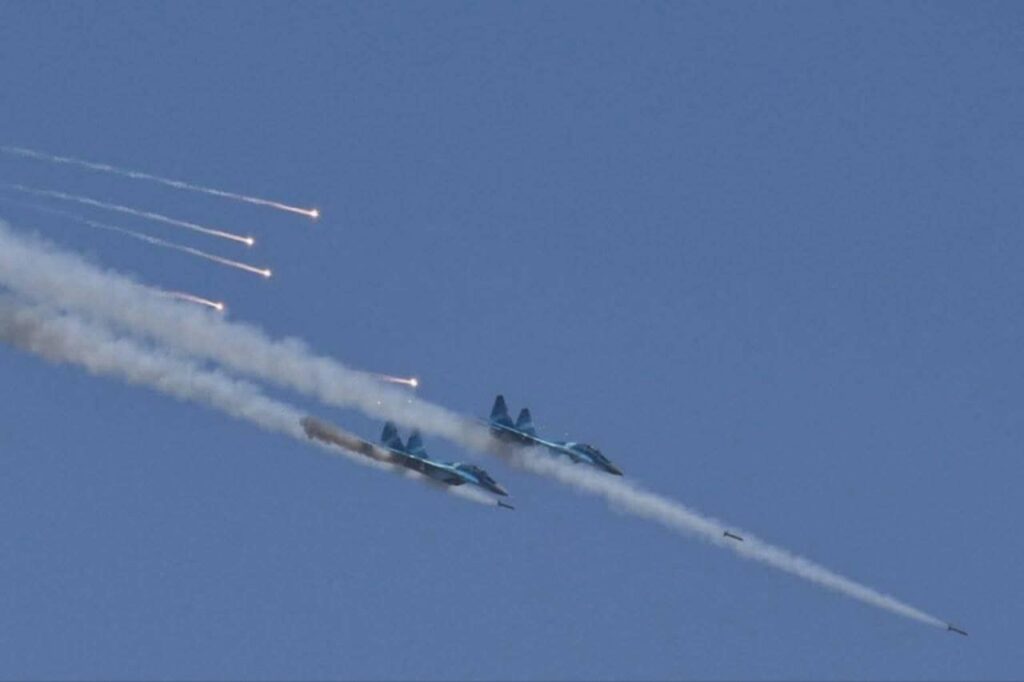 Gangaw (Northern) ah Gal kidona omlo pi-in SAC in Vanleng tawh Bomb khiat in mi 4 liam ​ ​